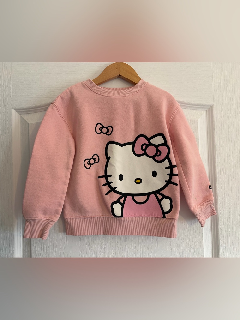 Hello Kitty Light Pink Girls Crewneck Sweatshirt